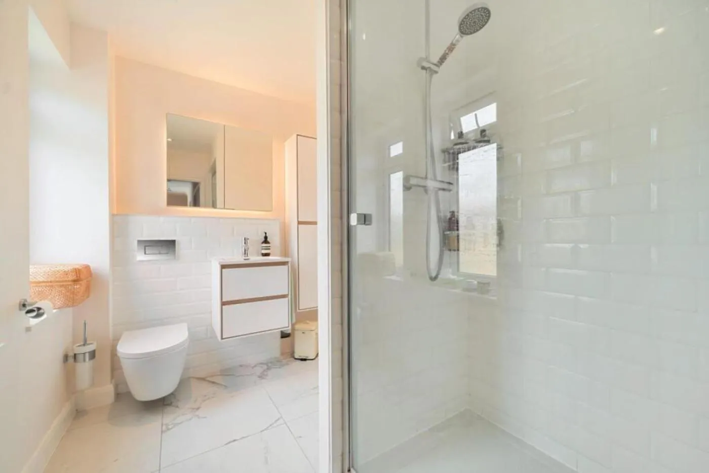 Elegant Modern Cozy 3Bd Apt 1Gb Wifi - Luxurylondonstays 0*, ロンドン イギリス