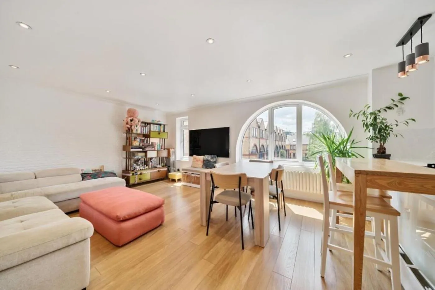 Elegant Modern Cozy 3Bd Apt 1Gb Wifi - Luxurylondonstays Holiday home London
